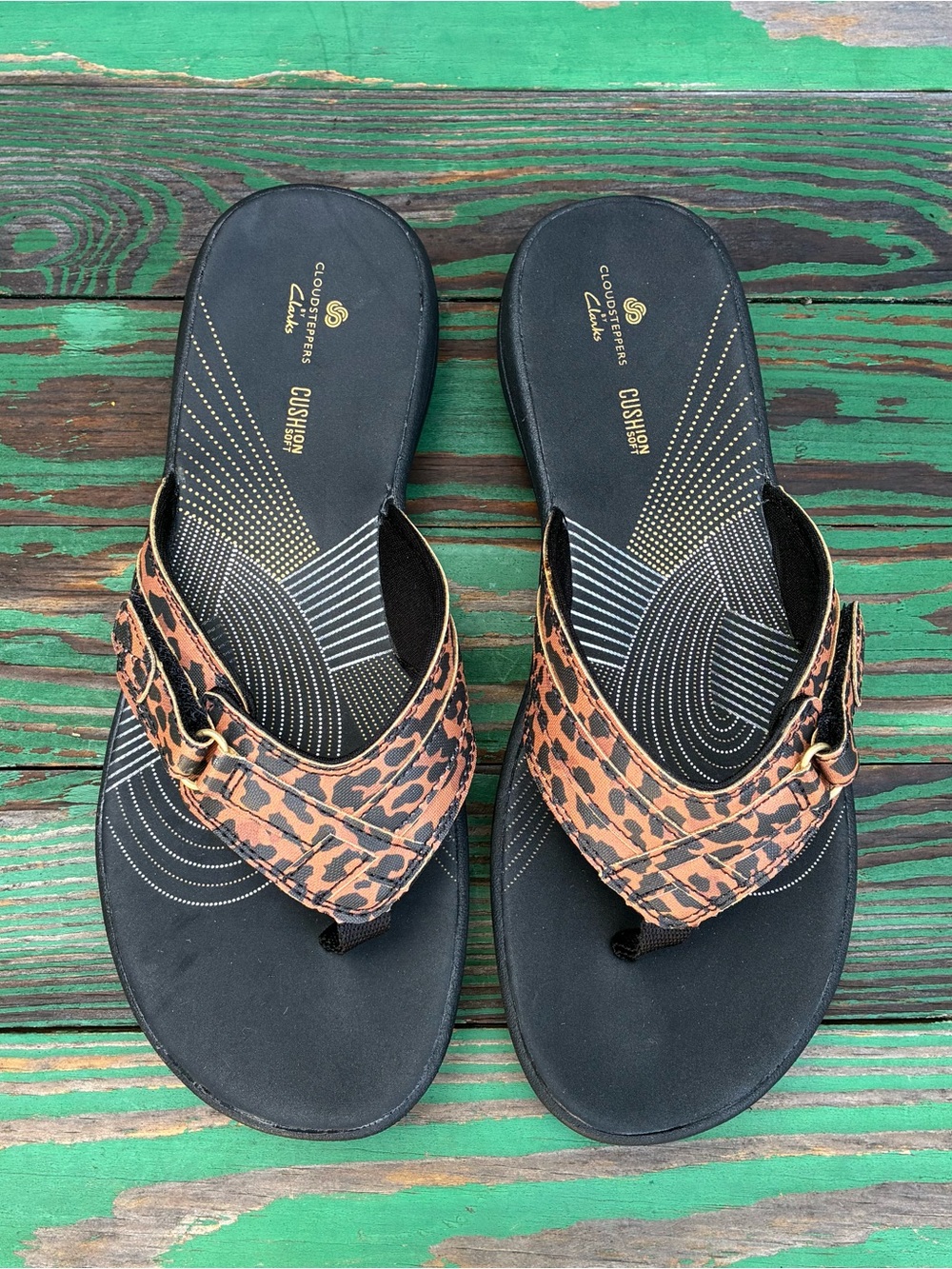 Clarks CloudSteppers Breeze Sea Sandals Sz 8 Leopard Black Slippers Flip Flop